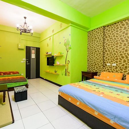 Hotel Play House Tainan Zewnętrze zdjęcie