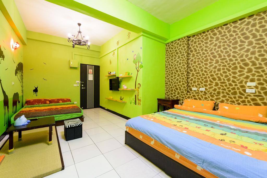 Hotel Play House Tainan Zewnętrze zdjęcie