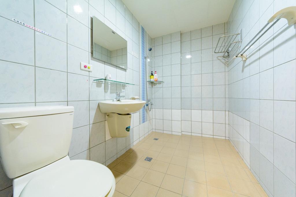 Hotel Play House Tainan Zewnętrze zdjęcie