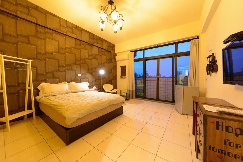 Hotel Play House Tainan Zewnętrze zdjęcie