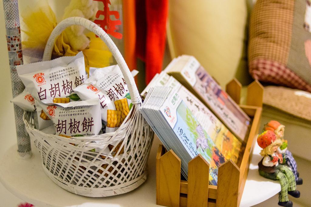 Hotel Play House Tainan Zewnętrze zdjęcie