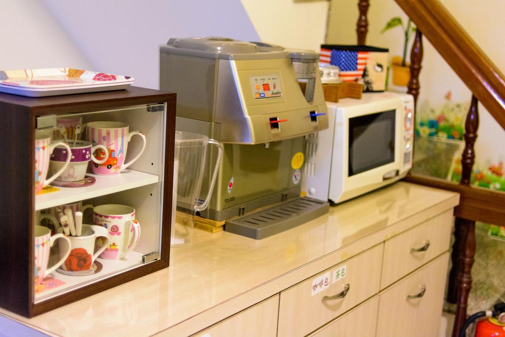 Hotel Play House Tainan Zewnętrze zdjęcie
