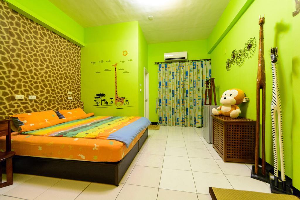 Hotel Play House Tainan Zewnętrze zdjęcie
