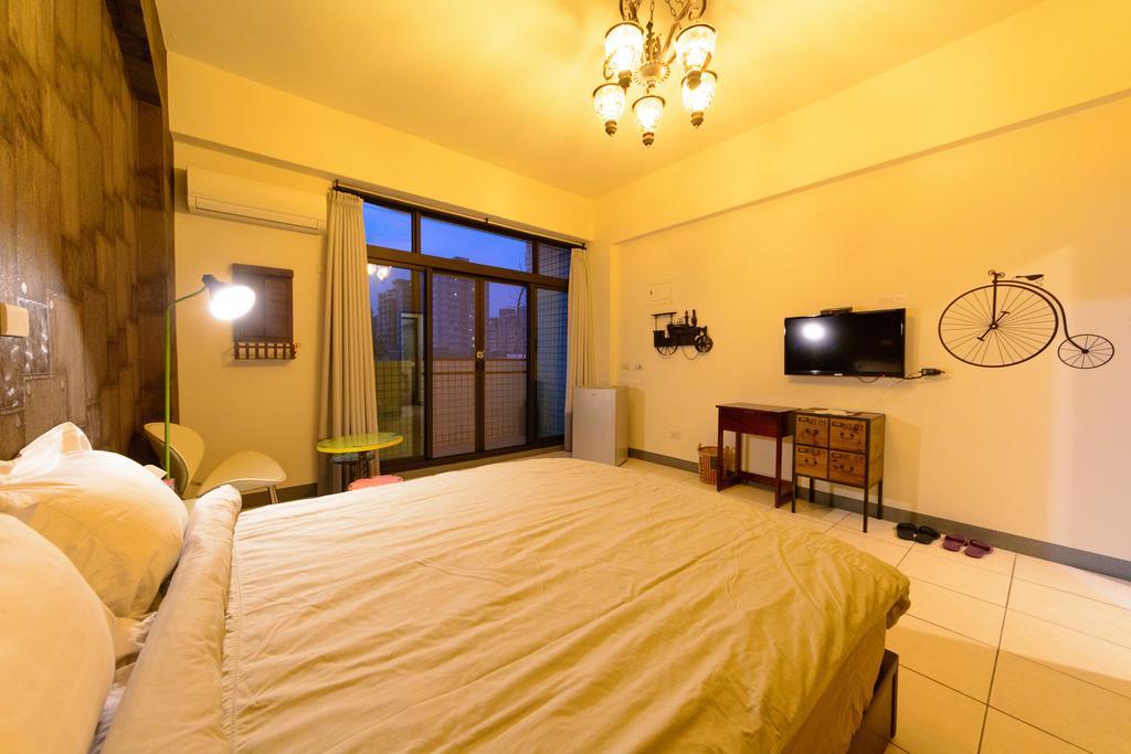 Hotel Play House Tainan Zewnętrze zdjęcie