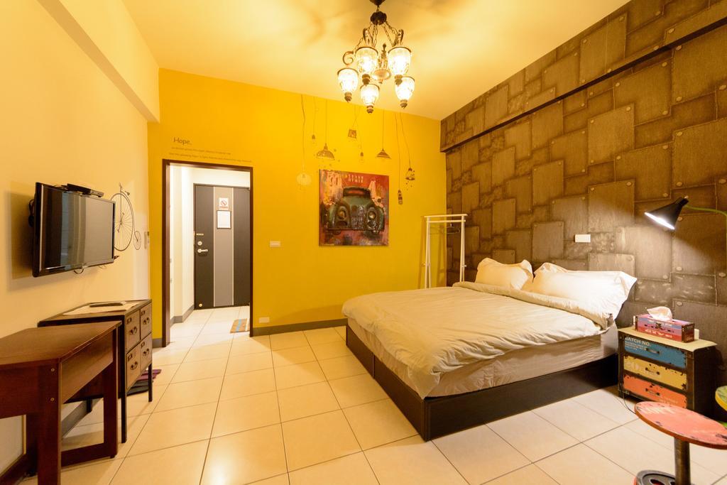 Hotel Play House Tainan Zewnętrze zdjęcie